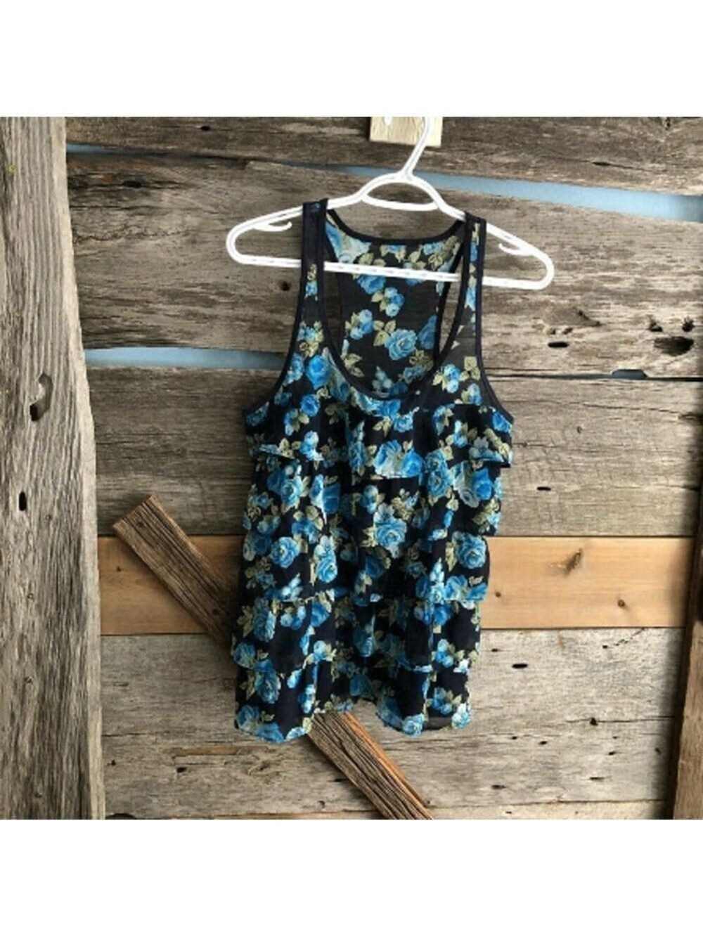 abercrombie & Fitch size Med Blue multi layered tank top